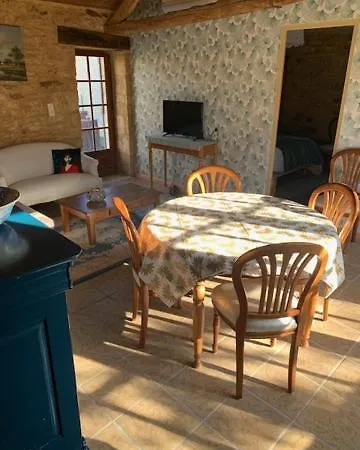 Holiday home A L'oree Des Vignes