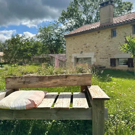 A L'oree Des Vignes Semesterbostad *