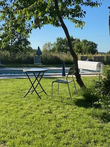 A L'oree Des Vignes * Sauveterre-la-Lémance